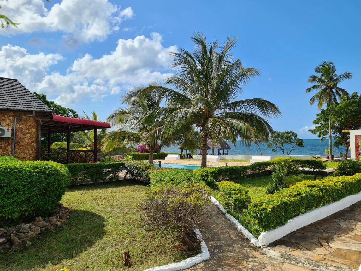 Ivory Ocean View Hotel Marumbi Ngoại thất bức ảnh