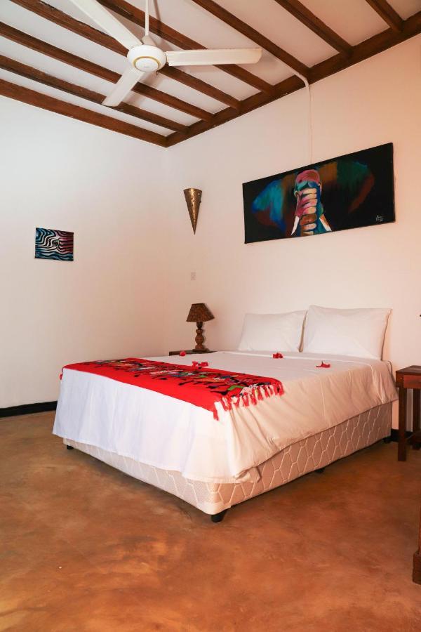 Ivory Ocean View Hotel Marumbi Ngoại thất bức ảnh
