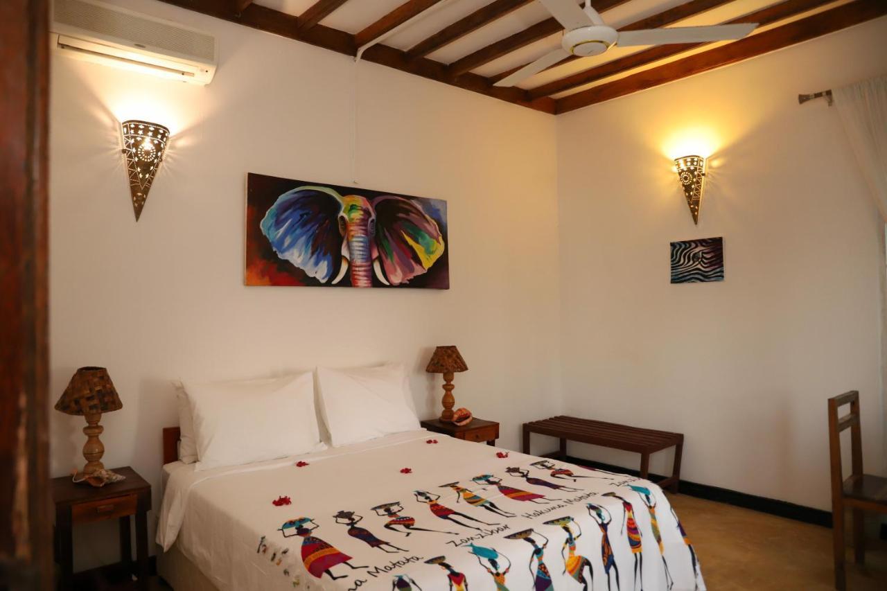 Ivory Ocean View Hotel Marumbi Ngoại thất bức ảnh