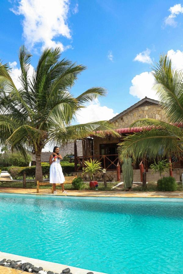 Ivory Ocean View Hotel Marumbi Ngoại thất bức ảnh